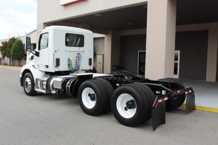 2020 Peterbilt 579-3