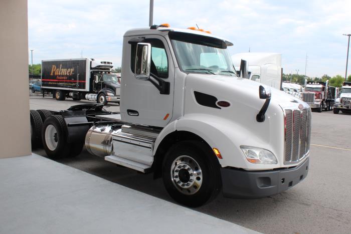 2020 Peterbilt 579-7
