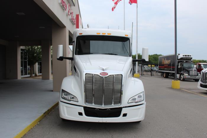 2022 Peterbilt 579-1
