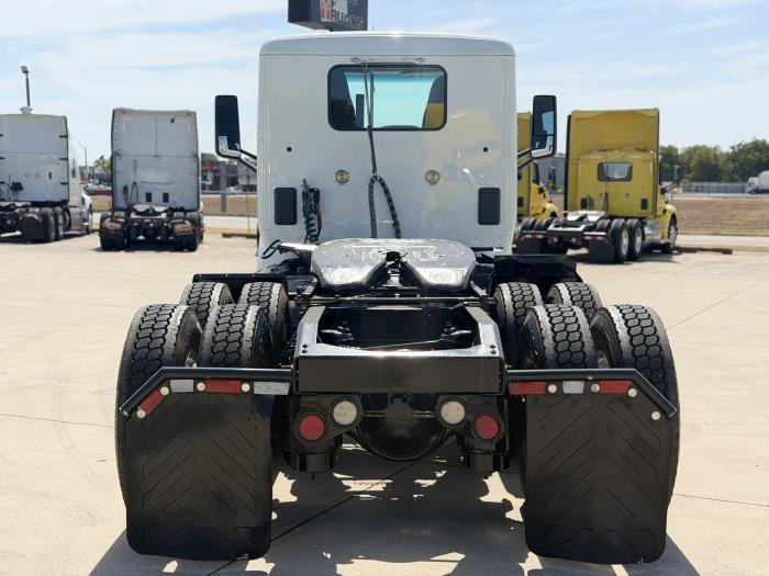 2021 Peterbilt 579-6