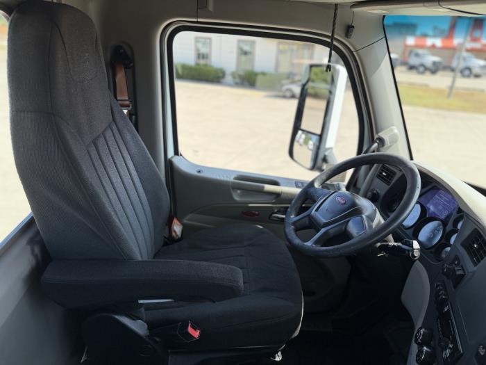 2021 Peterbilt 579-22