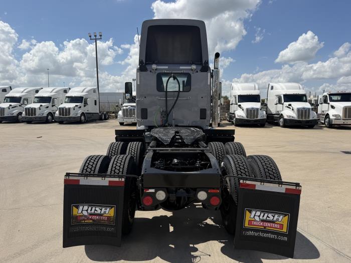 2021 Peterbilt 579-3