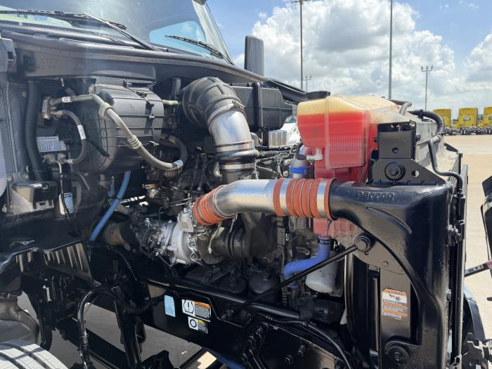 2021 Peterbilt 579-17