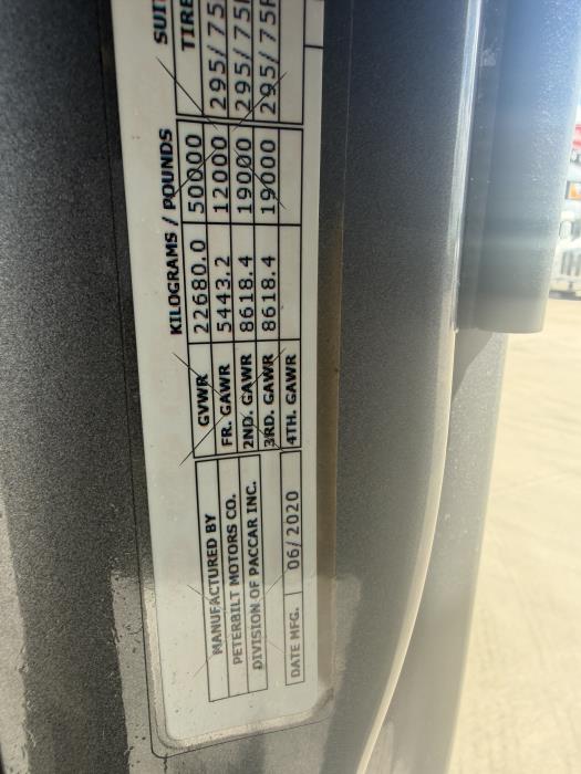 2021 Peterbilt 579-24
