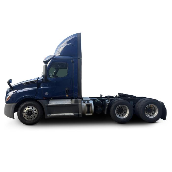 2022 Freightliner Cascadia-0