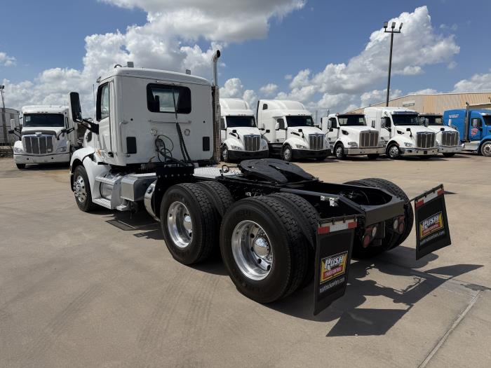 2020 Peterbilt 579-2