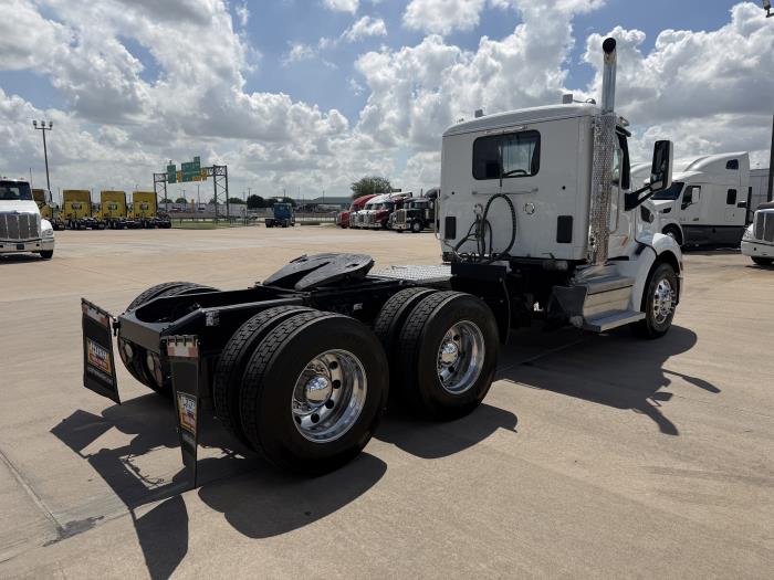 2020 Peterbilt 579-4