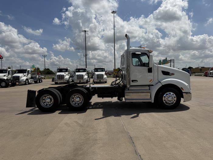 2020 Peterbilt 579-5