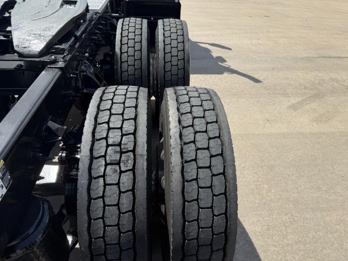 2020 Peterbilt 579-10