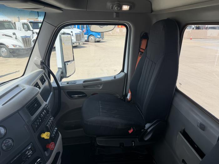 2020 Peterbilt 579-23
