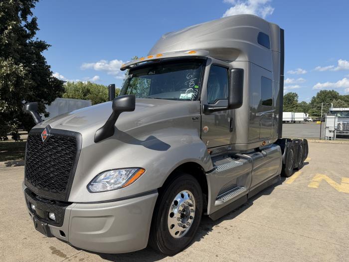 2027 International LT625-1