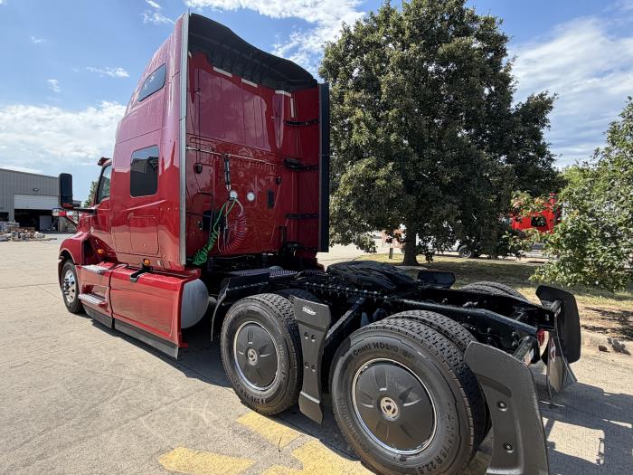 2027 International LT625-3
