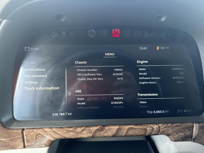 2025 Peterbilt 589-22