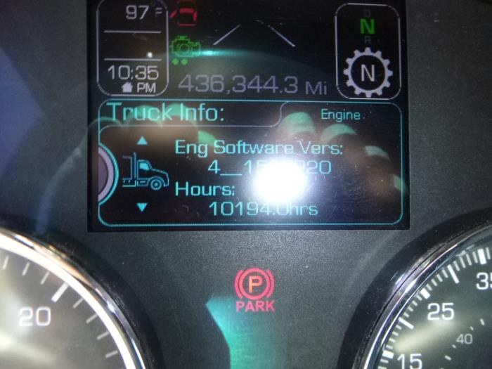 2022 Kenworth T680-15