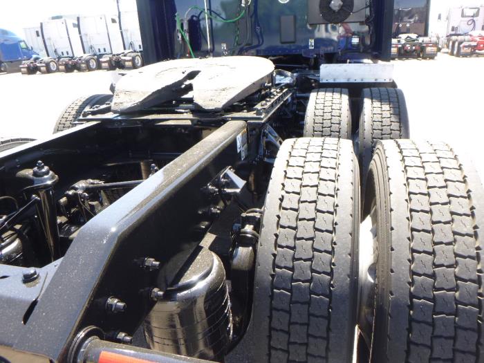 2022 Kenworth T680-34