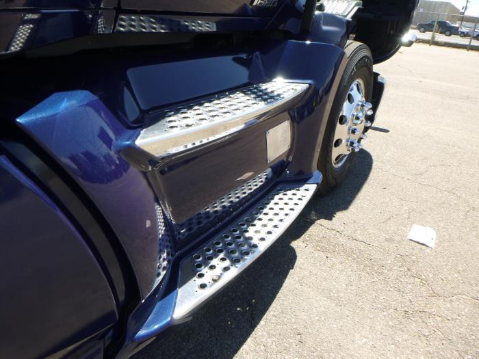 2022 Kenworth T680-37