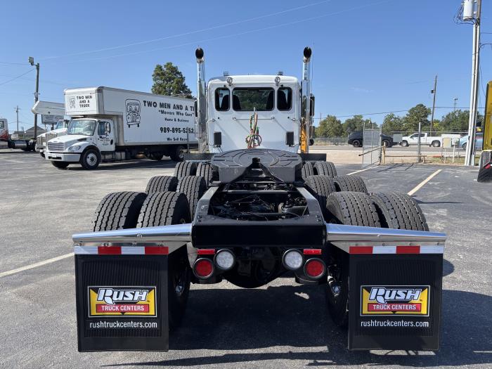2027 Peterbilt 589-6