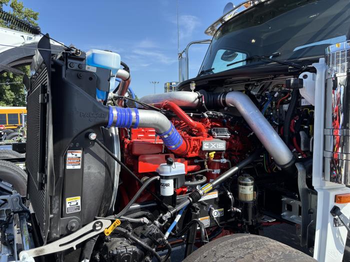 2027 Peterbilt 589-15