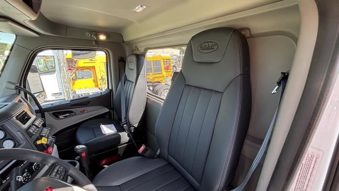 2027 Peterbilt 567-11