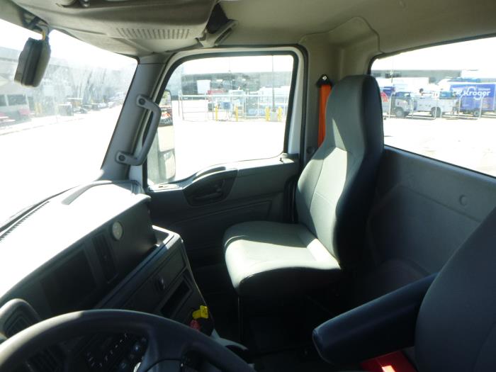 2023 International LT625-16