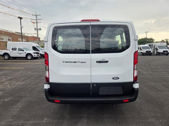 2026 Ford Transit-350-5