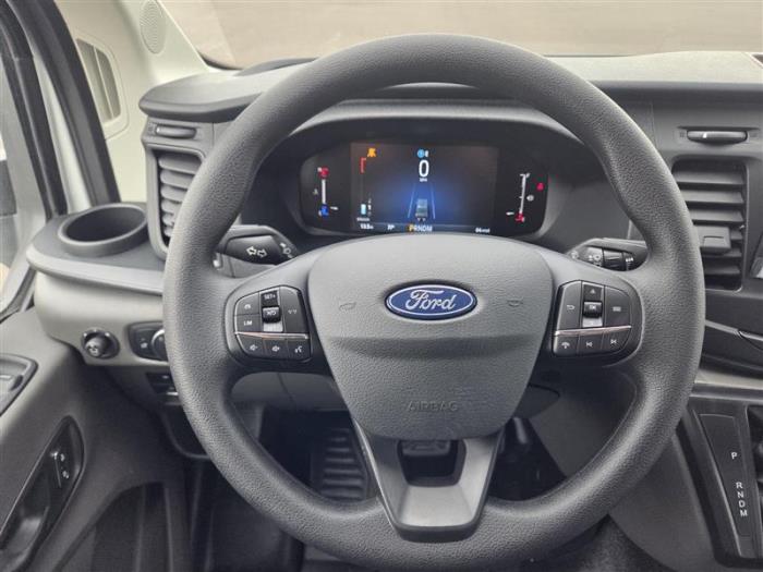 2026 Ford Transit-350-19