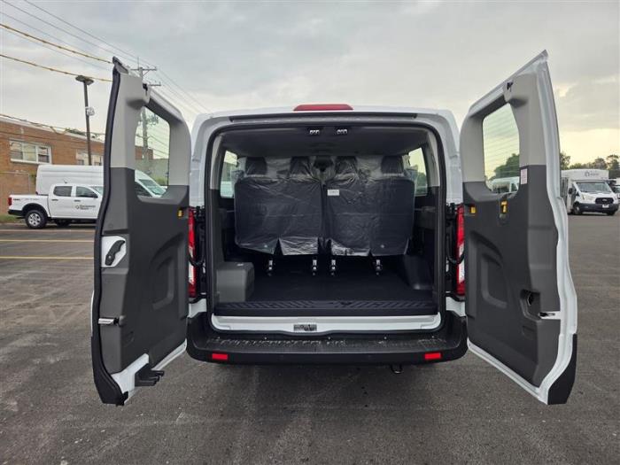 2026 Ford Transit-350-6