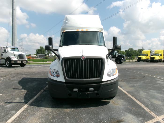 2022 International LT625-1