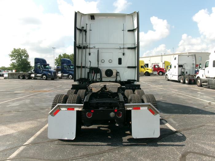 2022 International LT625-3
