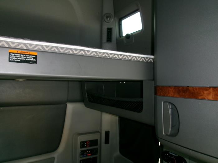 2022 International LT625-13