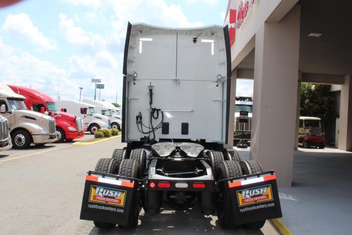 2022 Peterbilt 579-4