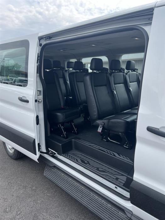 2026 Ford Transit-350-10