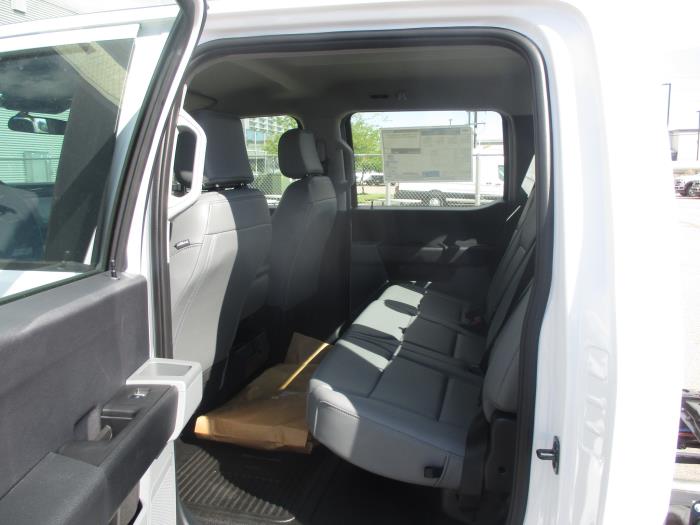 2026 Ford F-550-8