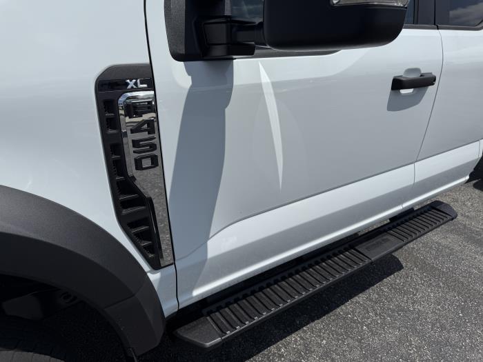 2027 Ford F-450-9