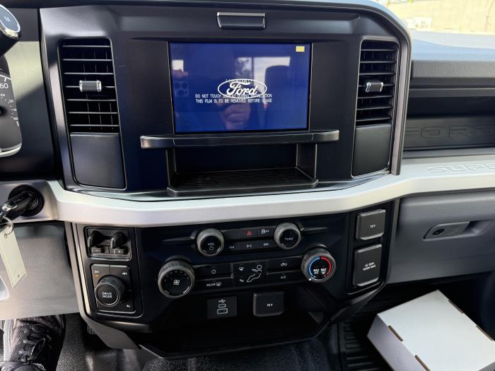 2027 Ford F-450-17