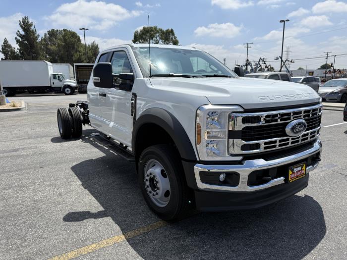 2027 Ford F-450-31