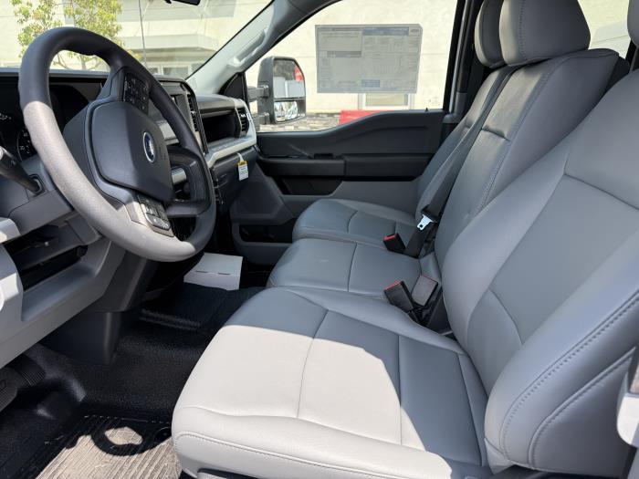 2027 Ford F-450-39