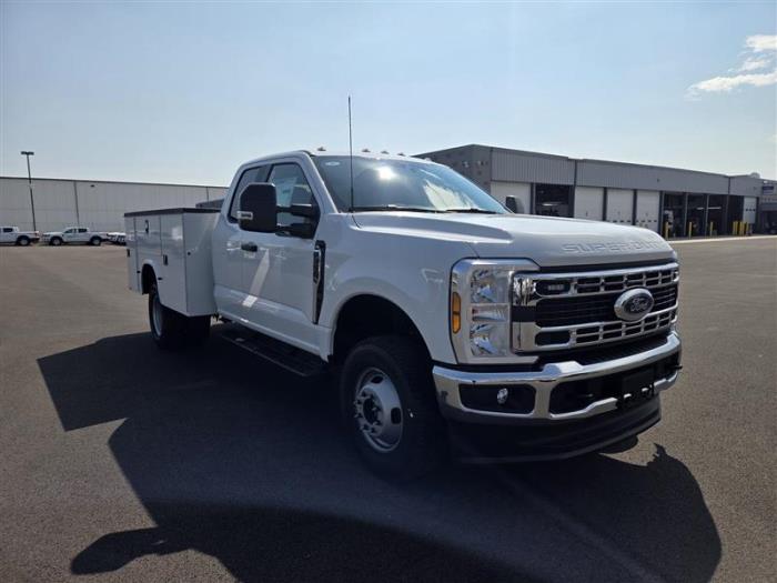 2026 Ford F-350-3