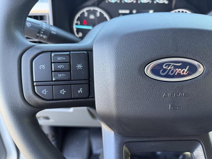 2027 Ford F-550-18