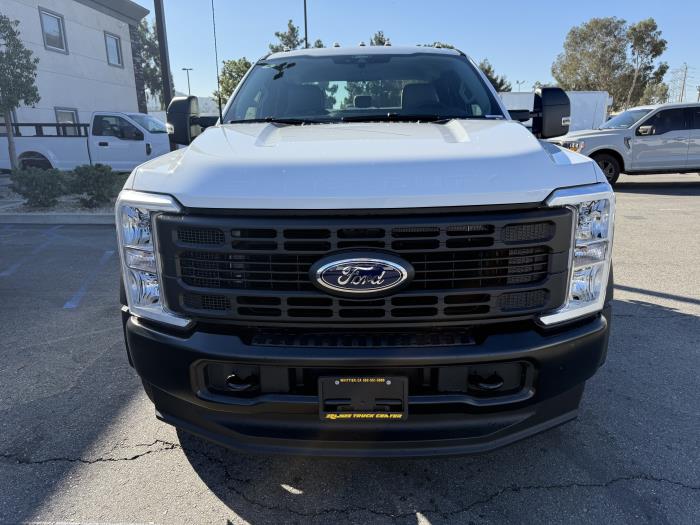 2027 Ford F-550-5