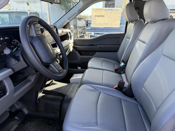 2027 Ford F-550-11