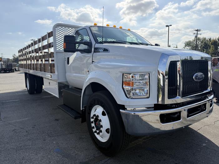 2027 Ford F-650-6