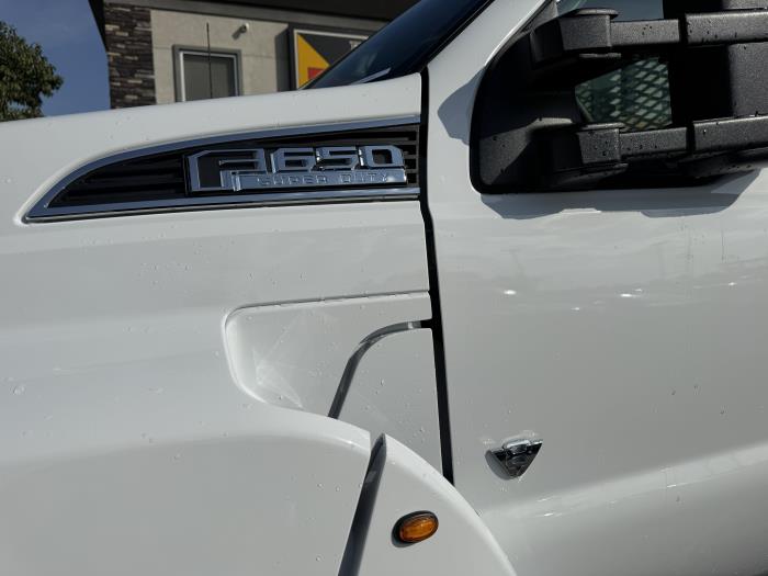 2027 Ford F-650-10