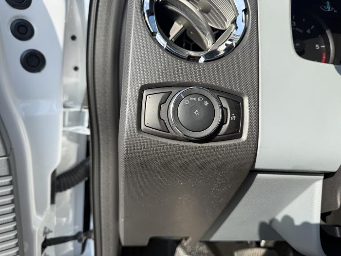 2027 Ford F-650-22