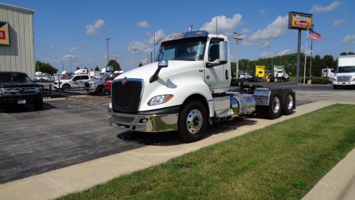 2027 International LT625-1