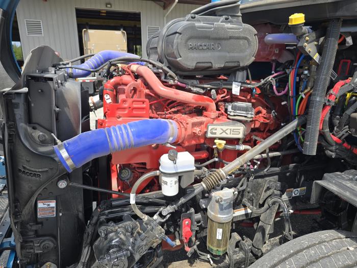 2027 Peterbilt 579-27