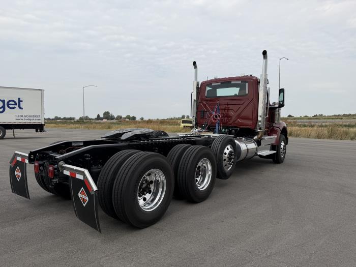 2027 International HX520-4