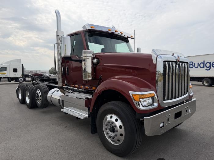 2027 International HX520-6