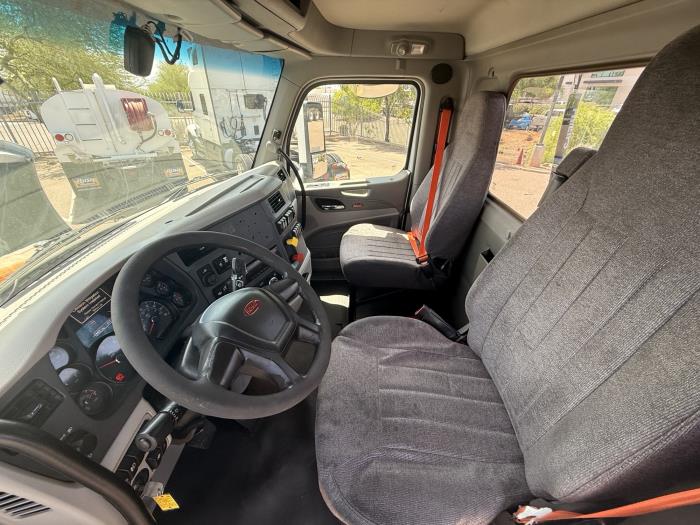 2019 Peterbilt 579-9