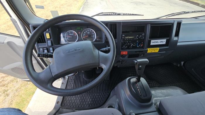 2022 Isuzu NPR-XD-20